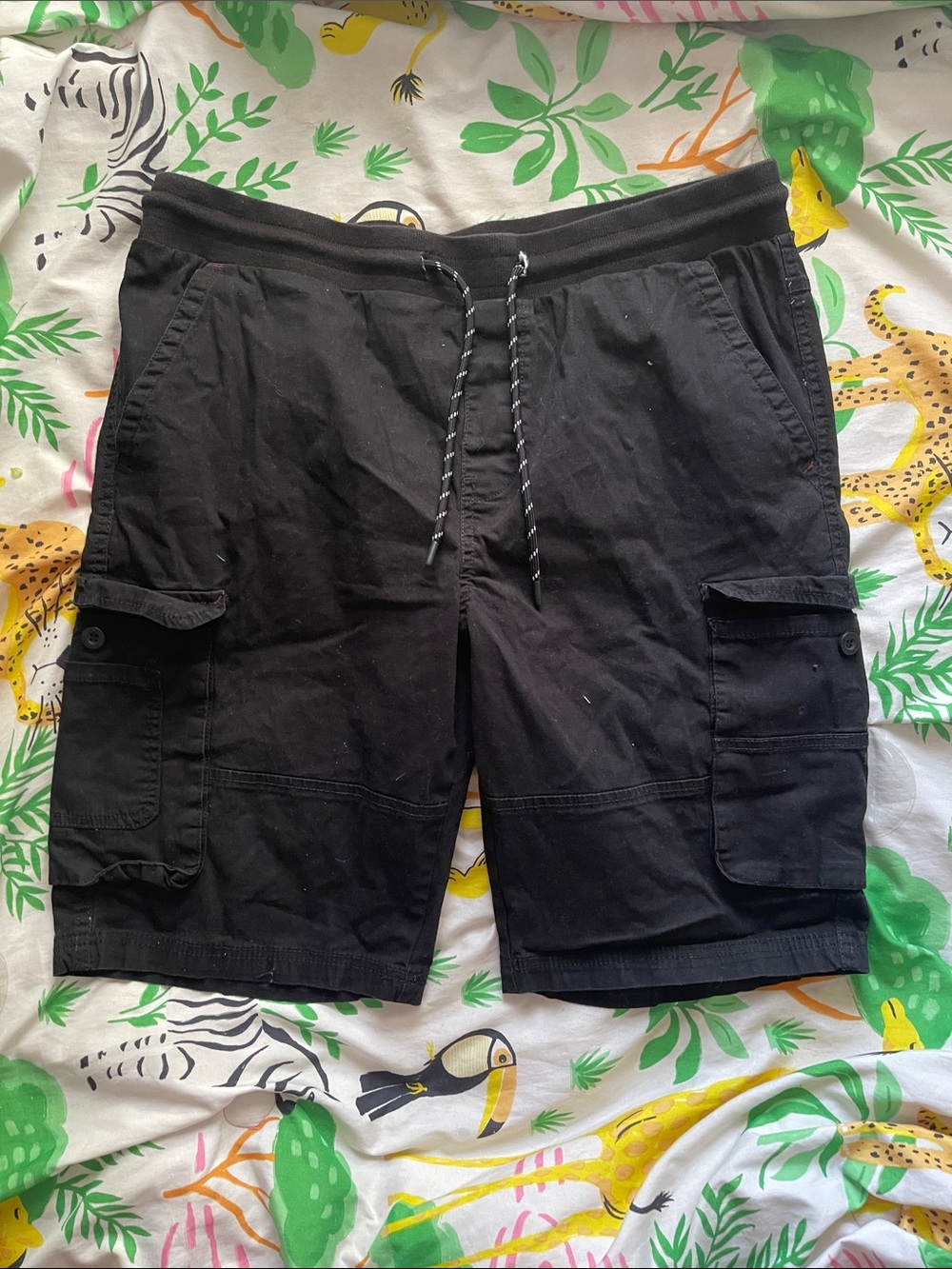 Men's Black Cargo Drawstring Shorts - Casual Utility Style